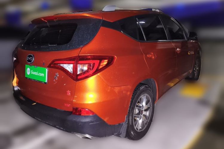 Used BYD Song 2016 GaiShi Edition 1.5TID Automatic Elite Model Rear Right 45 Deg