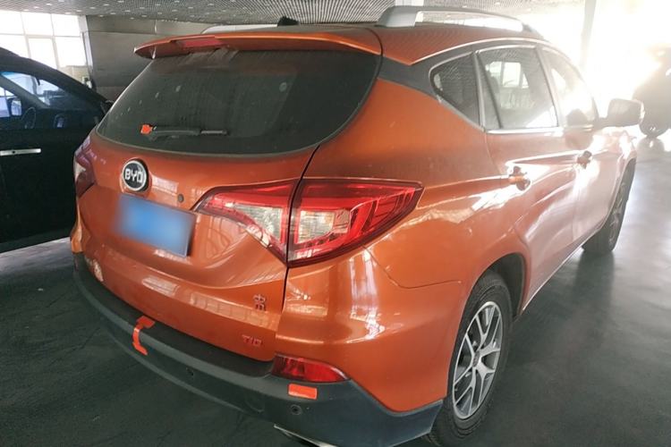 Used BYD Song 2016 GaiShi Edition 1.5TID Automatic Elite Model Rear Right 45 Deg