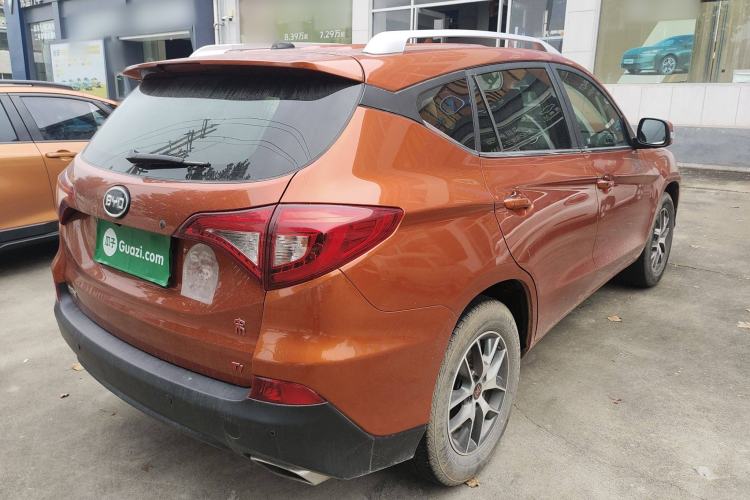 Used BYD Song 2016 GaiShi Edition 1.5TI Manual Elite Model Rear Right 45 Deg