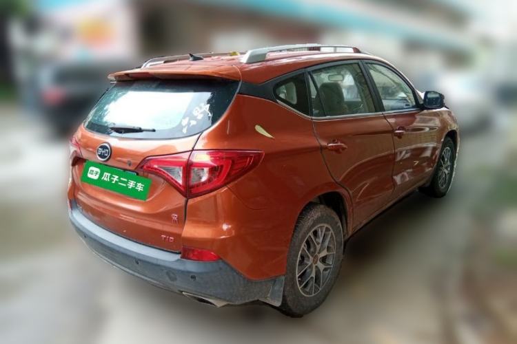 Used BYD Song 2016 GaiShi Edition 1.5TID Automatic Elite Model Rear Right 45 Deg