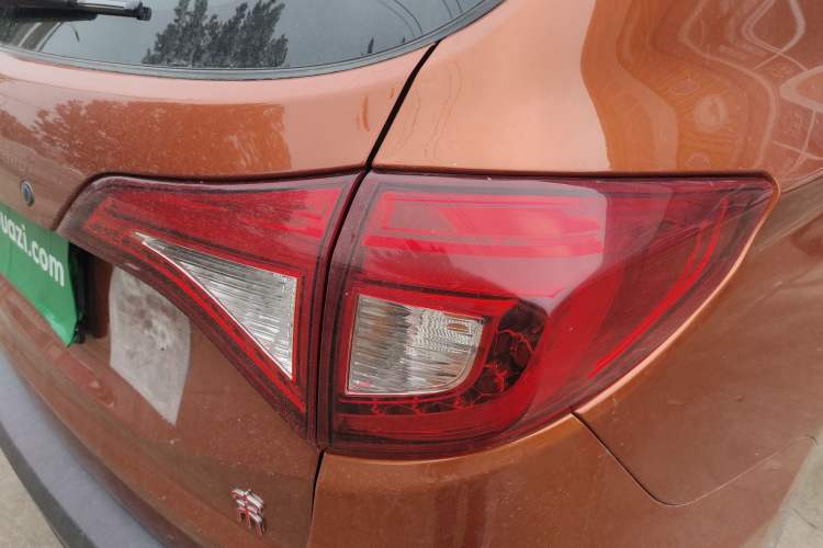 Used BYD Song 2016 GaiShi Edition 1.5TI Manual Elite Model Right Rear Taillight