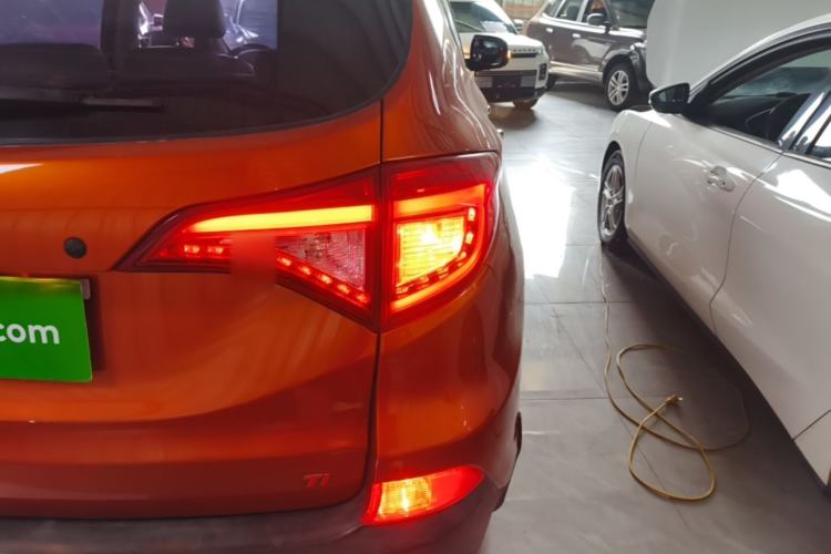 Used BYD Song 2016 1.5TI Manual Luxury Model Right Rear Taillight