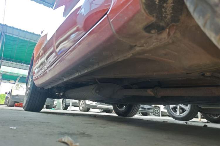 Used BYD Song 2016 Gaishi Edition 1.5TI Manual Leading Model Right Side Sill