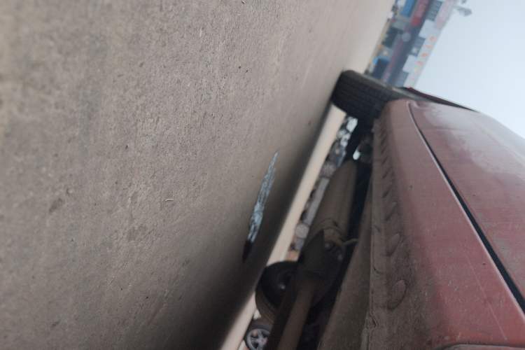 Used BYD Song 2016 1.5TI Manual Luxury Model Right Side Sill