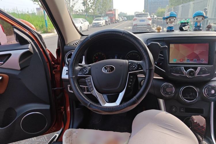 Used BYD Song 2016 GaiShi Edition 1.5TID Automatic Elite Model Steering Wheel