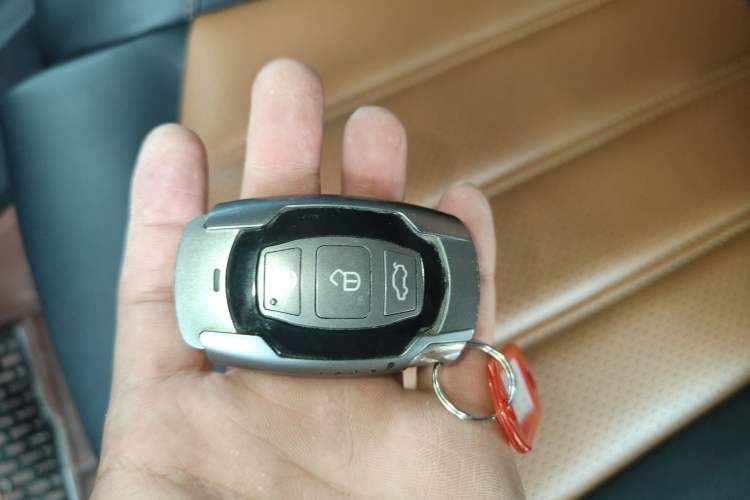 Used BYD Song 2016 1.5TI Manual Luxury Model Vehicle Key