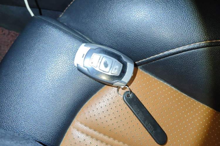 Used BYD Song 2016 2.0TID Automatic Prestige Edition Vehicle Key