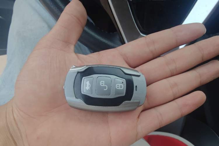 Used BYD Song 2016 1.5TI Manual Luxury Model Vehicle Key