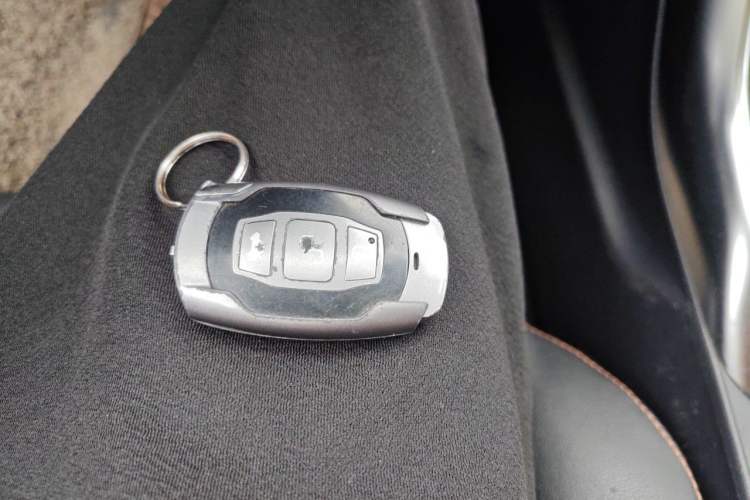 Used BYD Song 2016 1.5TI Manual Luxury Model Vehicle Key