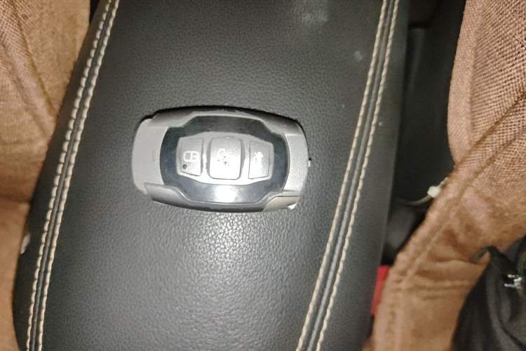 Used BYD Song 2016 GaiShi Edition 1.5TI Manual Elite Model Vehicle Key