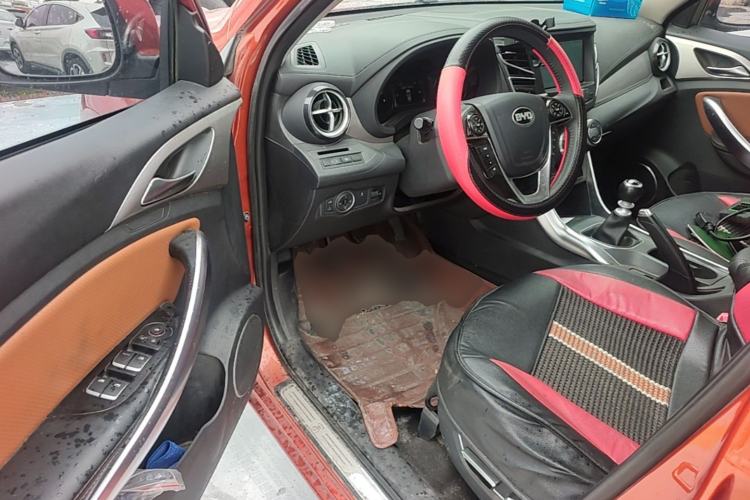Used BYD Song 2016 1.5TI Manual Luxury Model Driver Seat