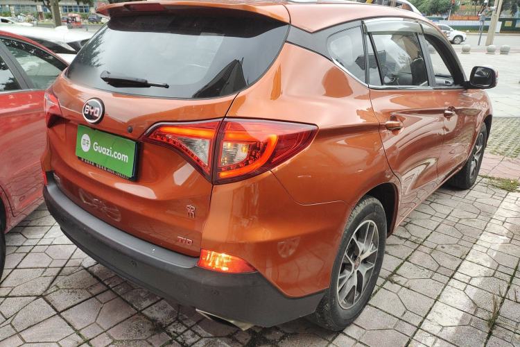 Used BYD Song 2016 GaiShi Edition 1.5TID Automatic Elite Model Exterior 5