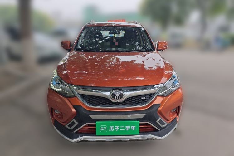 Used BYD Song 2016 GaiShi Edition 1.5TID Automatic Elite Model Front