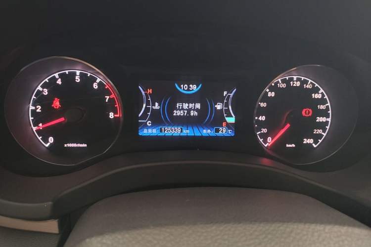 Used BYD Song 2016 1.5TI Manual Luxury Model Instrument Cluster
