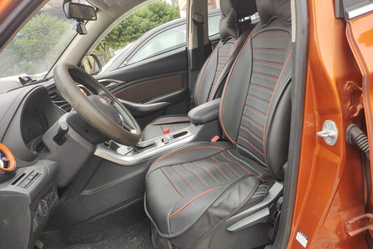 Used BYD Song 2016 GaiShi Edition 1.5TID Automatic Elite Model Left Front Seat