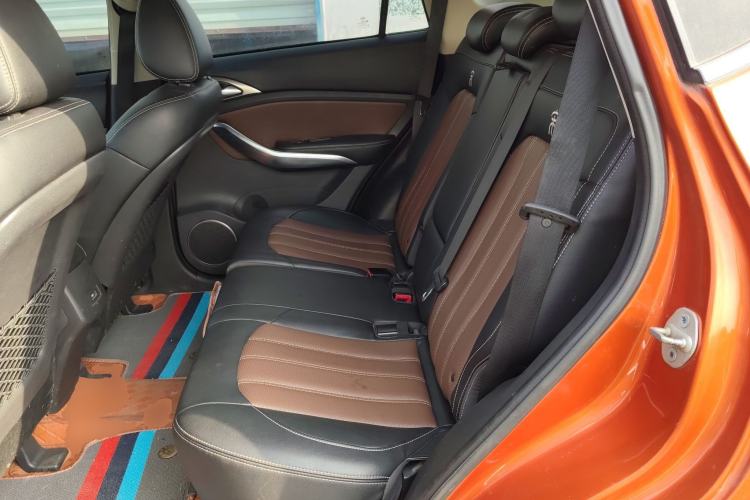 Used BYD Song 2016 GaiShi Edition 1.5TID Automatic Elite Model Left Rear Seat