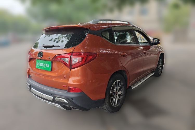 Used BYD Song 2016 GaiShi Edition 1.5TID Automatic Elite Model Rear Right 45 Deg