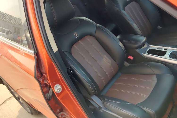 Used BYD Song 2016 GaiShi Edition 1.5TID Automatic Elite Model Right Front Seat
