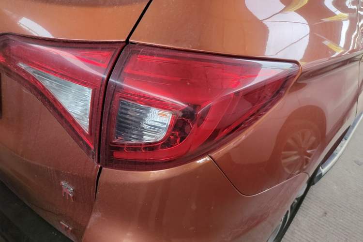 Used BYD Song 2016 1.5TI Manual Luxury Model Right Rear Taillight