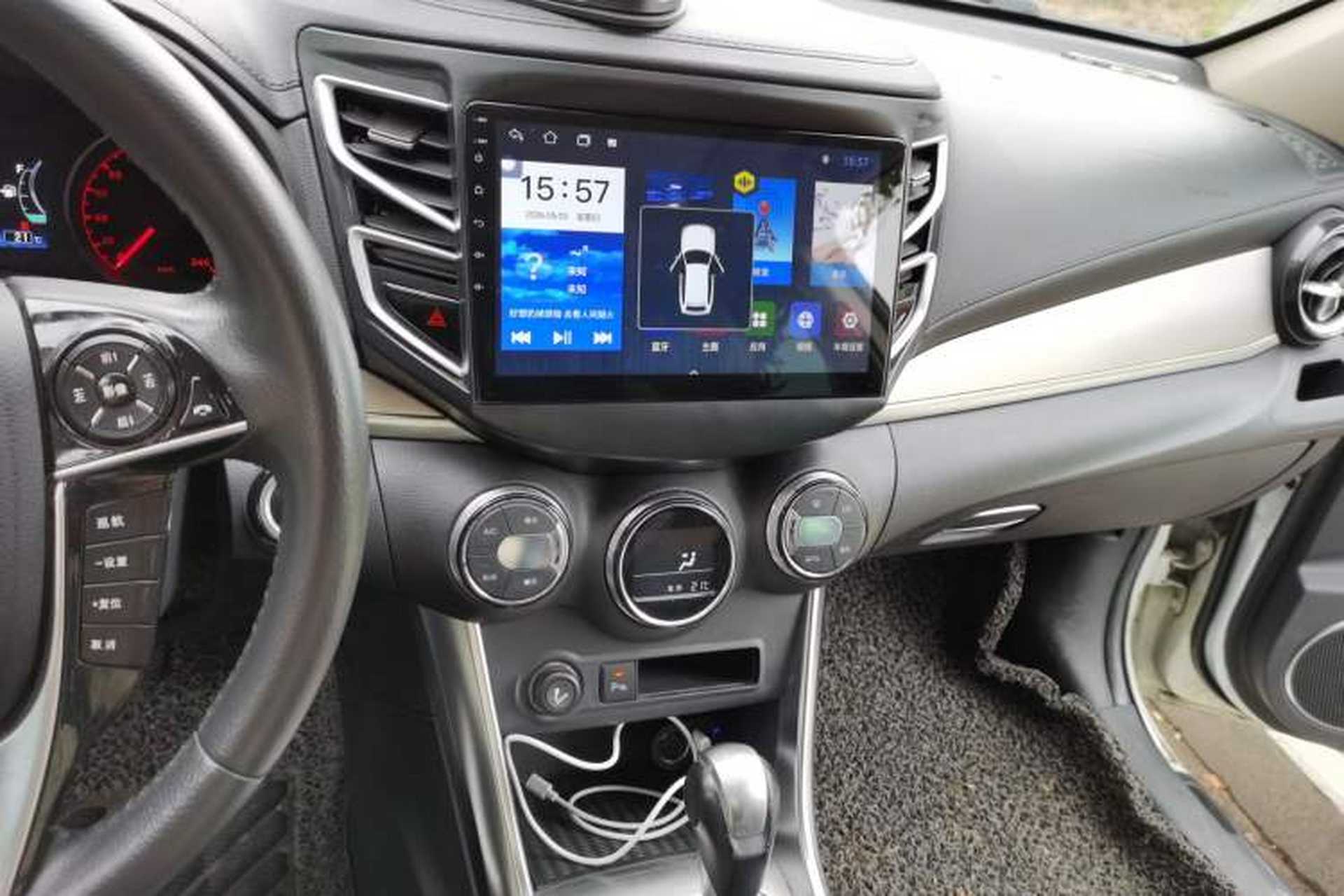 Used BYD Song 2016 2.0TID Automatic Luxury Edition Audio And AC Panel