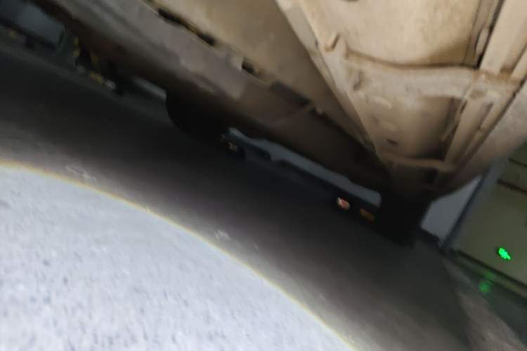 Used BYD Song 2016 2.0TID Automatic Prestige Edition Chassis Front Left