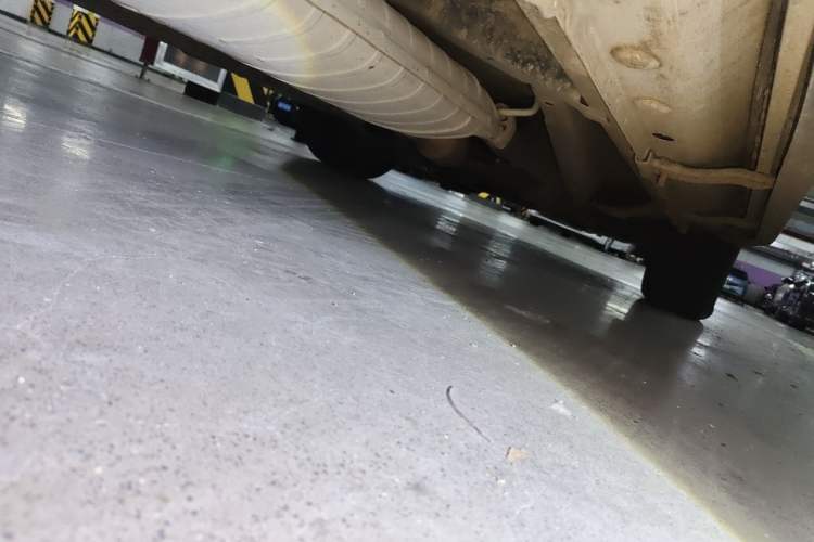 Used BYD Song 2016 2.0TID Automatic Prestige Edition Chassis Rear Right
