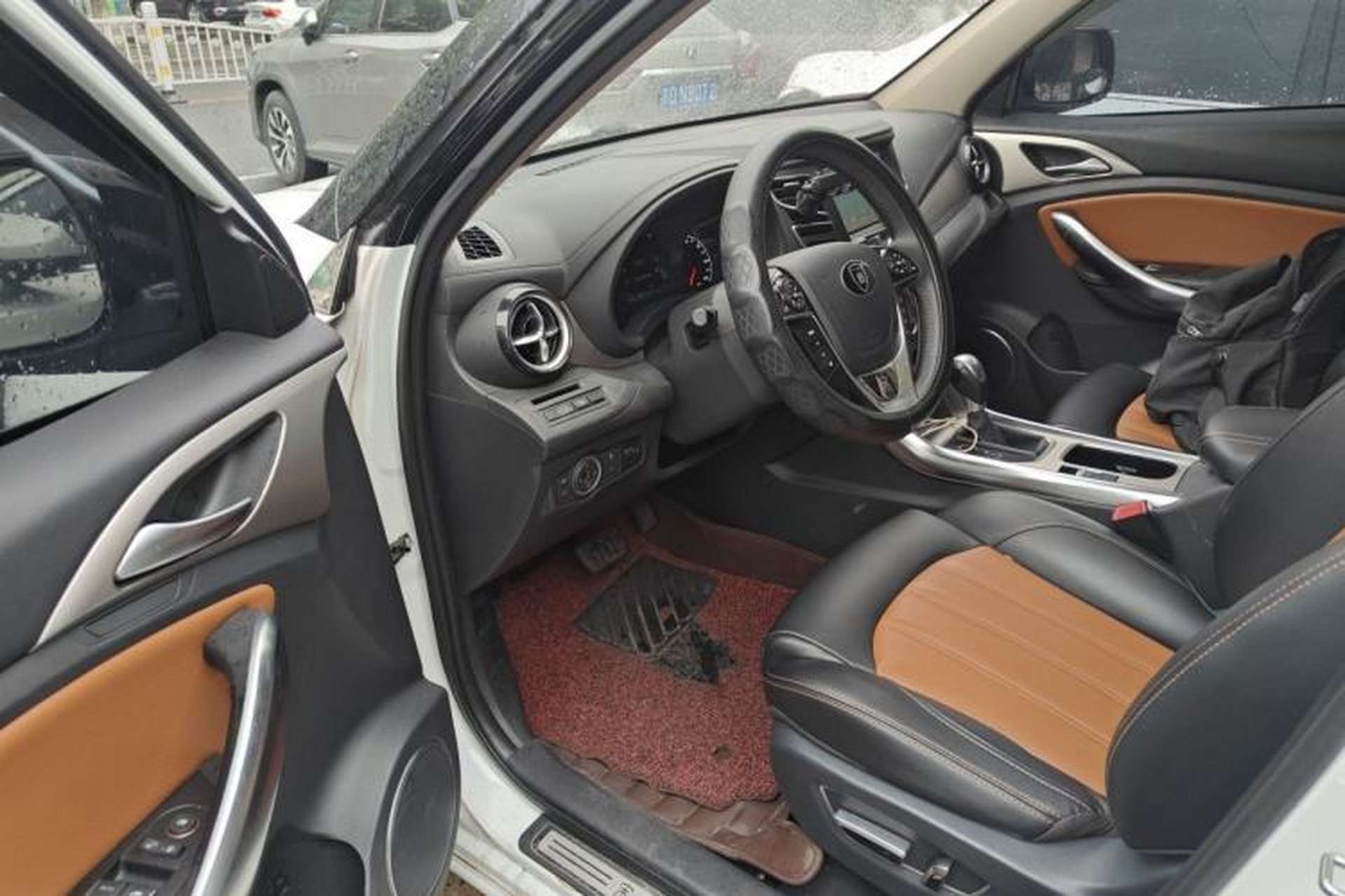 Used BYD Song 2016 2.0TID Automatic Prestige Edition Driver Seat