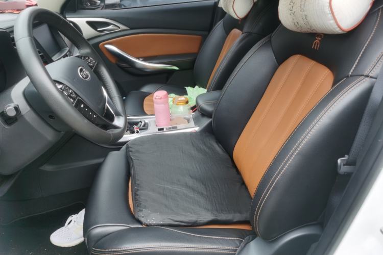 Used BYD Song 2016 2.0TID Automatic Luxury Edition Driver Seat