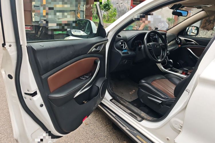 Used BYD Song 2016 GaiShi Edition 1.5TID Automatic Elite Model Driver Seat