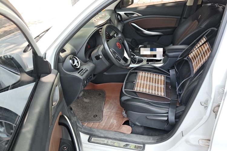 Used BYD Song 2016 Gaishi Edition 1.5TID Automatic Leading Model Driver Seat