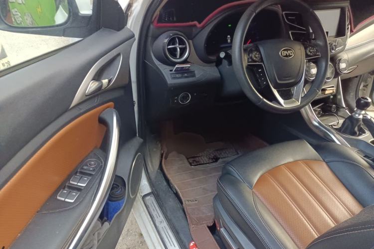 Used BYD Song 2016 1.5TI Manual Luxury Model Driver Seat