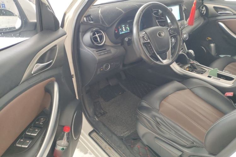 Used BYD Song 2016 GaiShi Edition 1.5TID Automatic Elite Model Driver Seat