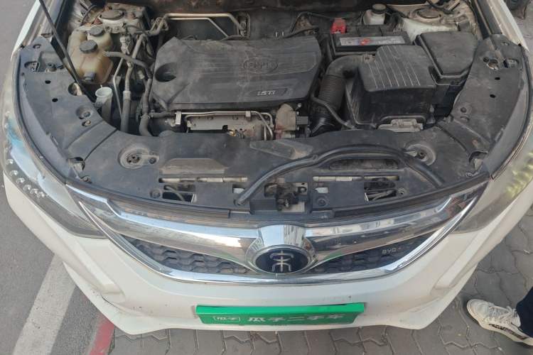 Used BYD Song 2016 GaiShi Edition 1.5TI Manual Elite Model Engine Bay