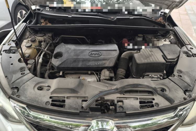 Used BYD Song 2016 GaiShi Edition 1.5TID Automatic Elite Model Engine Bay