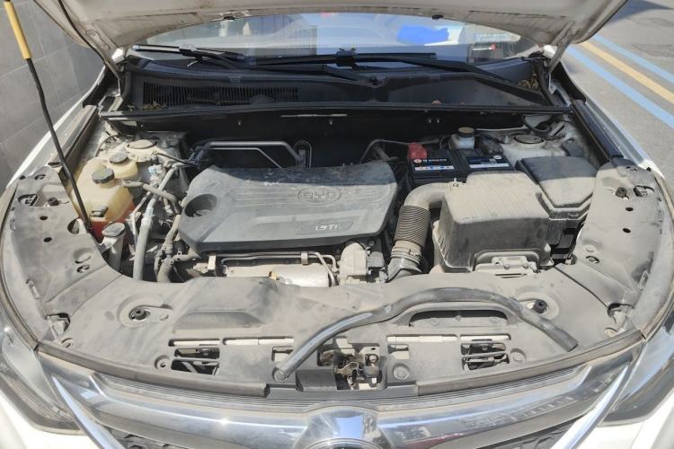 Used BYD Song 2016 GaiShi Edition 1.5TI Manual Elite Model Engine Bay