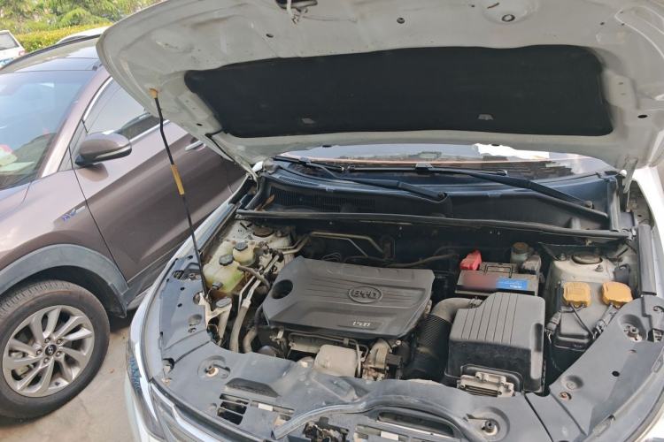 Used BYD Song 2016 GaiShi Edition 1.5TI Manual Elite Model Engine Bay