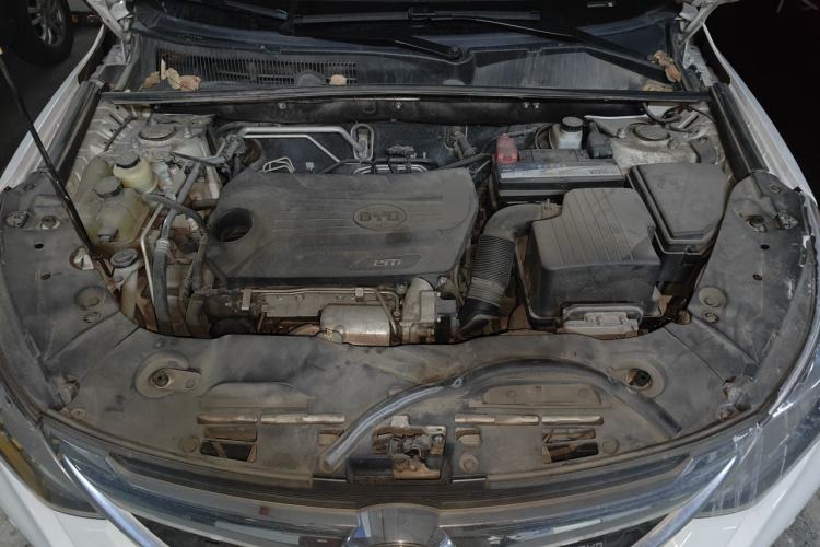 Used BYD Song 2016 GaiShi Edition 1.5TID Automatic Elite Model Engine Bay