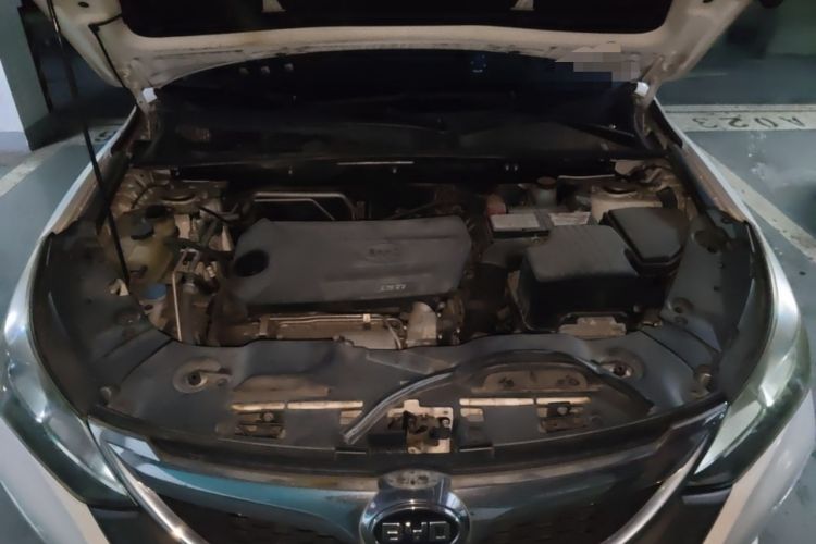 Used BYD Song 2016 1.5TI Manual Luxury Model Engine Bay