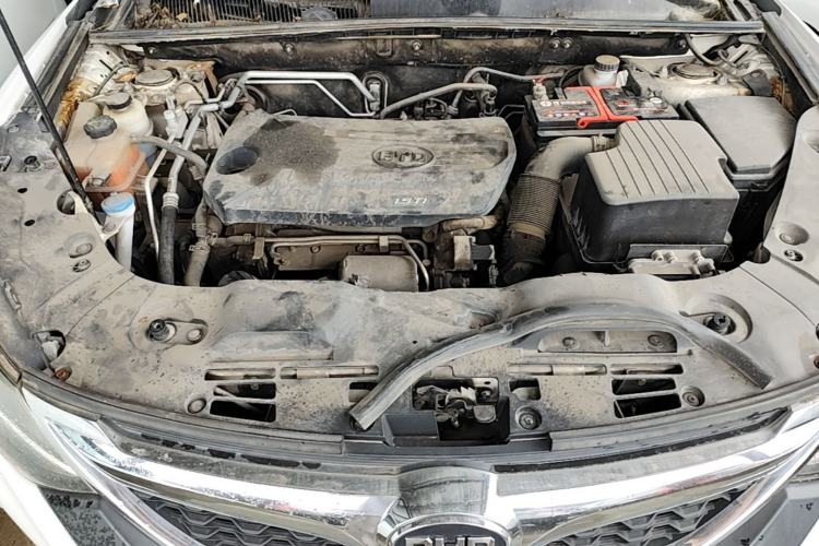 Used BYD Song 2016 1.5TI Manual Luxury Model Engine Bay
