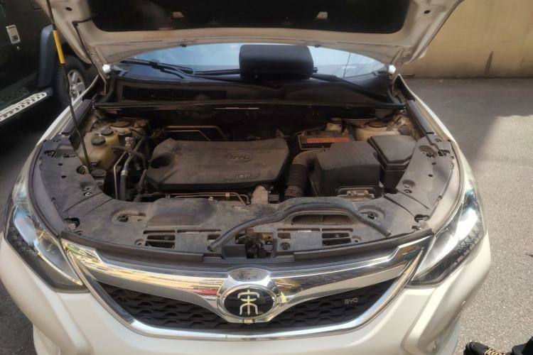 Used BYD Song 2016 GaiShi Edition 1.5TID Automatic Elite Model Engine Bay