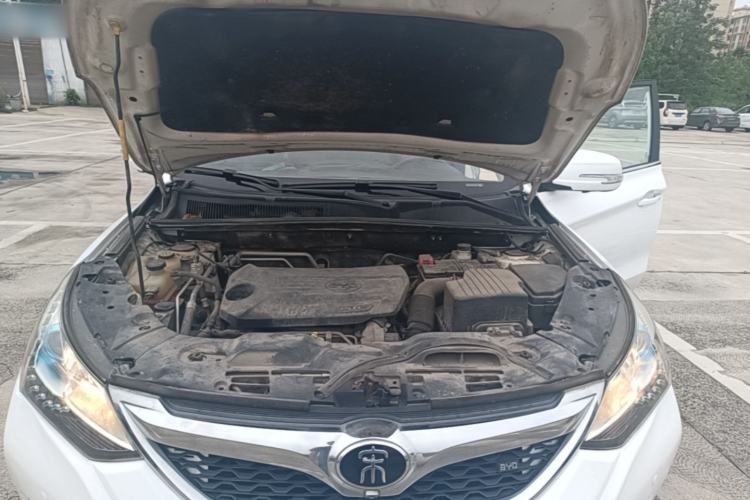 Used BYD Song 2016 GaiShi Edition 1.5TI Manual Elite Model Engine Bay