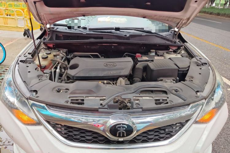 Used BYD Song 2016 GaiShi Edition 1.5TI Manual Elite Model Engine Bay