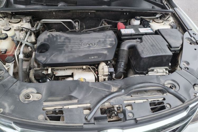 Used BYD Song 2016 GaiShi Edition 1.5TI Manual Elite Model Engine Bay