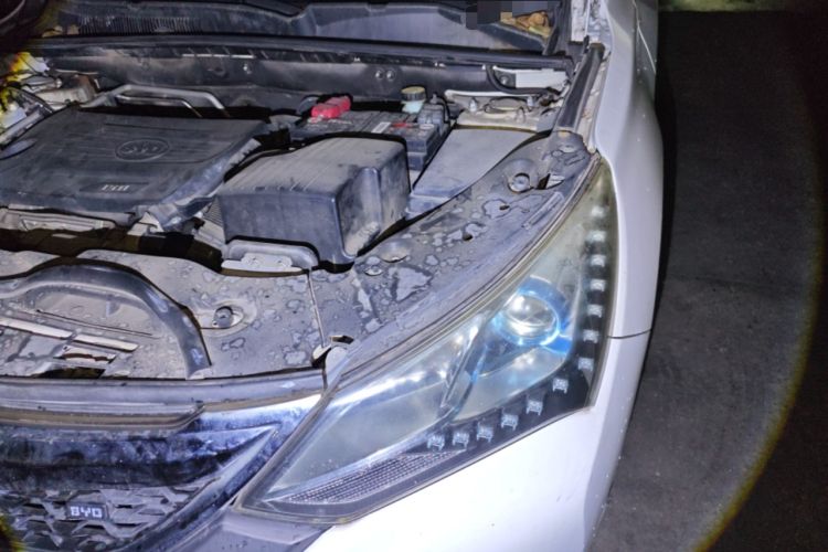 Used BYD Song 2016 1.5TI Manual Luxury Model Engine Bay Left