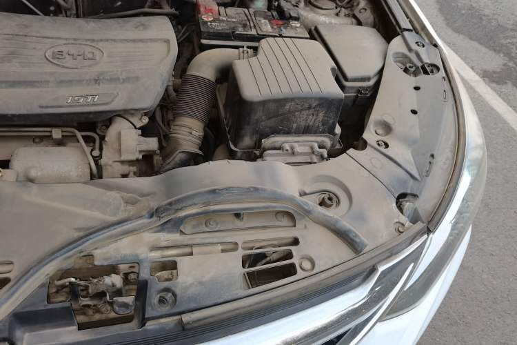 Used BYD Song 2016 Gaishi Edition 1.5TI Manual Leading Model Engine Bay Left