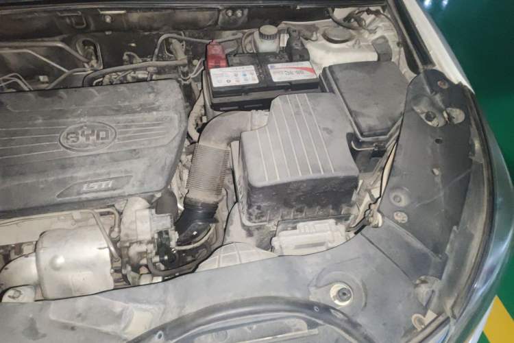Used BYD Song 2016 1.5TI Manual Luxury Model Engine Bay Left