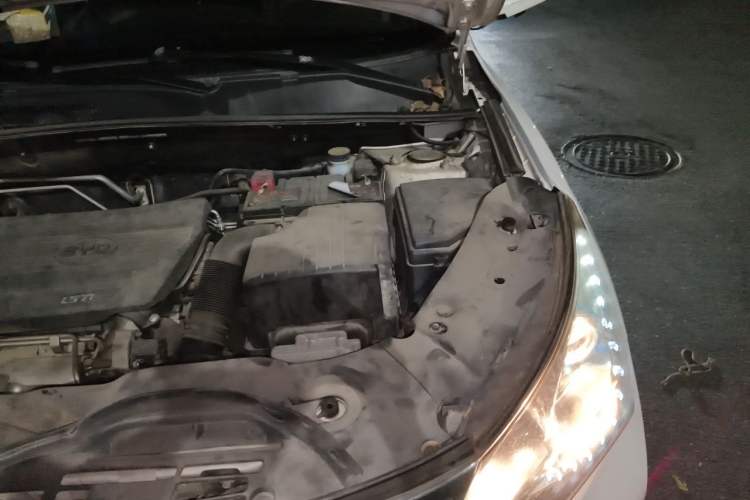 Used BYD Song 2016 GaiShi Edition 1.5TI Manual Elite Model Engine Bay Left