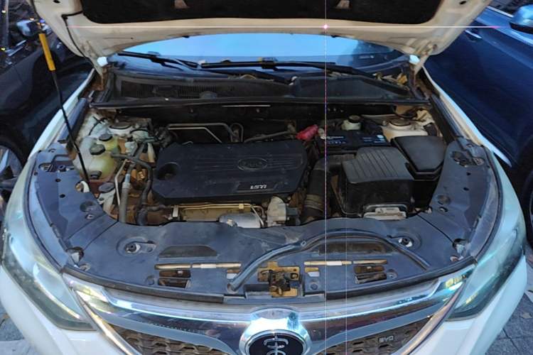 Used BYD Song 2016 GaiShi Edition 1.5TID Automatic Elite Model Engine Bay