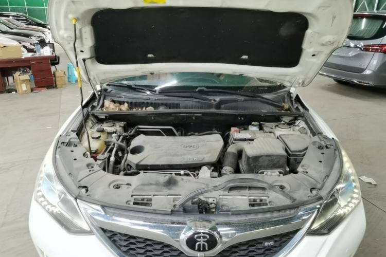 Used BYD Song 2016 GaiShi Edition 1.5TID Automatic Elite Model Engine Bay