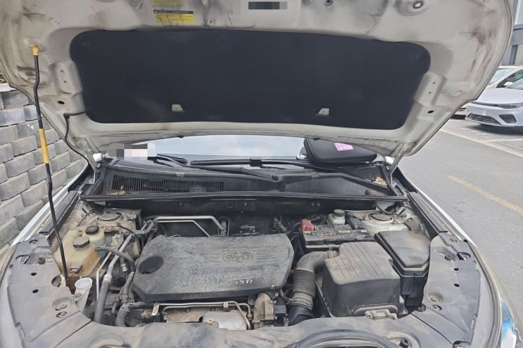 Used BYD Song 2016 GaiShi Edition 1.5TID Automatic Elite Model Engine Bay